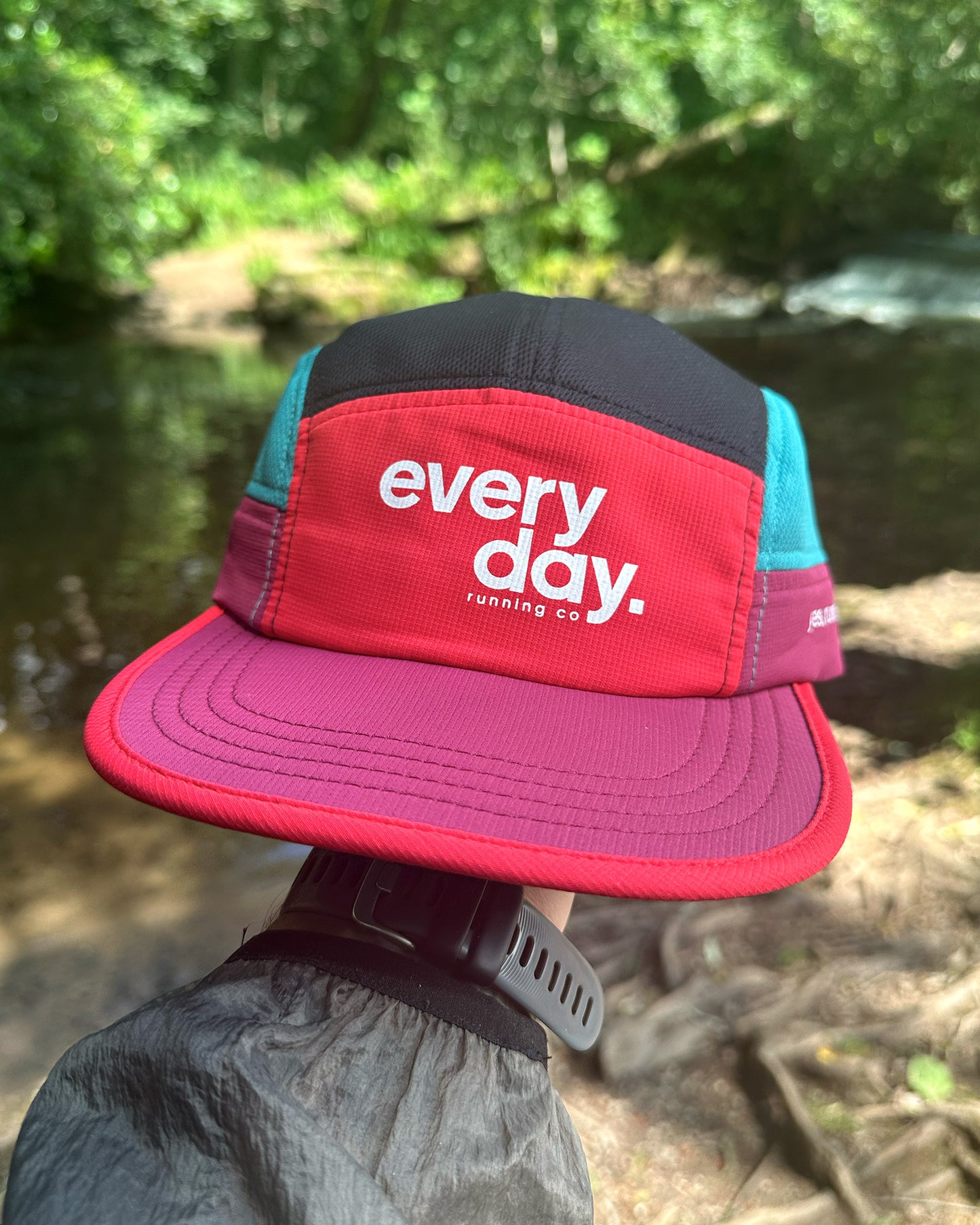 Cherry Red / Teal